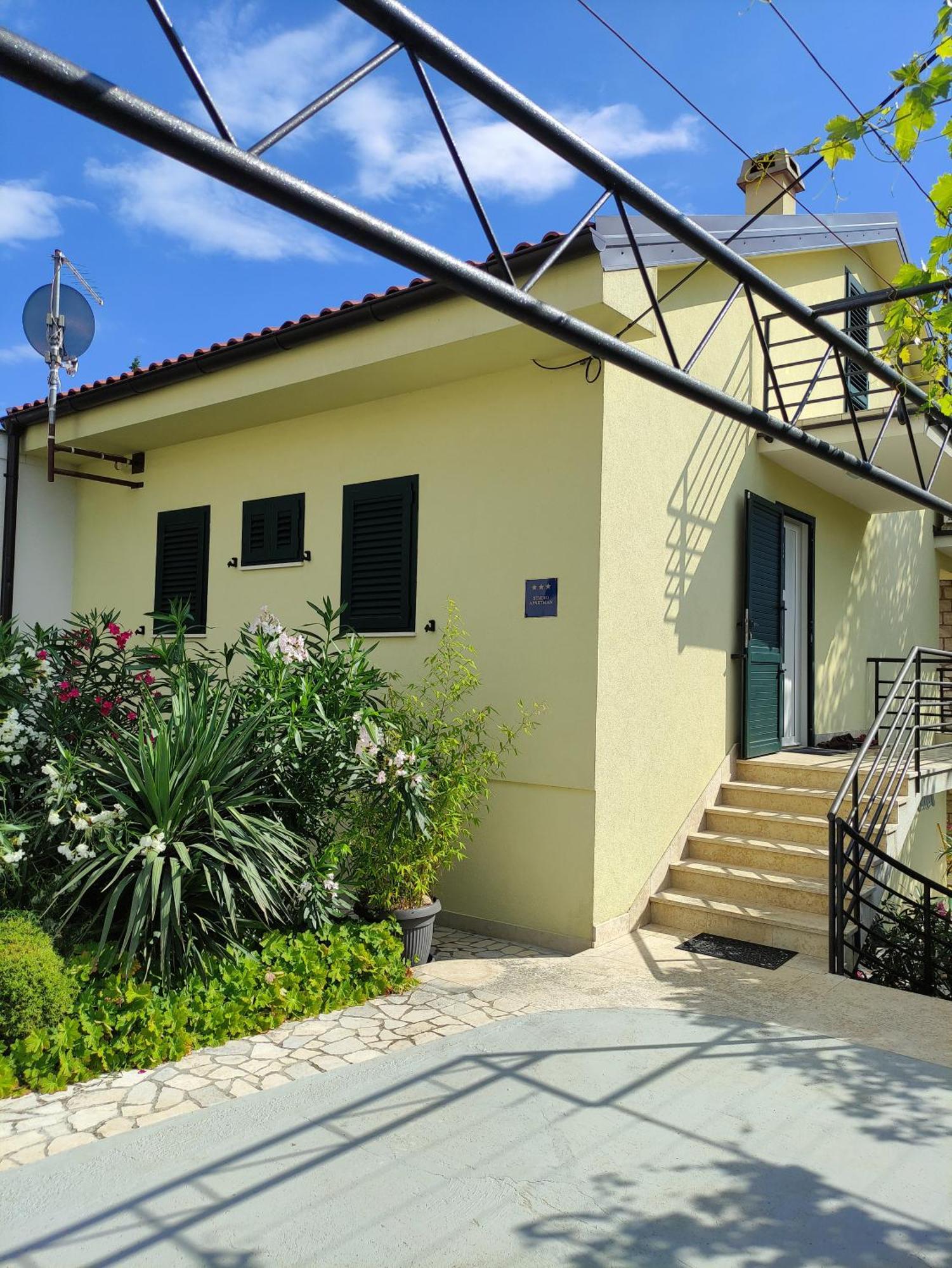 Studio Apartment Dramalj Exterior foto